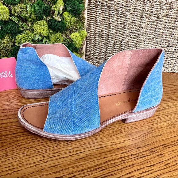 ⭐️ NEW NWT Free People Mont Blanc Asymmetrical Sandal in Denim Size 38/ 7.5 BOX - Picture 5 of 14